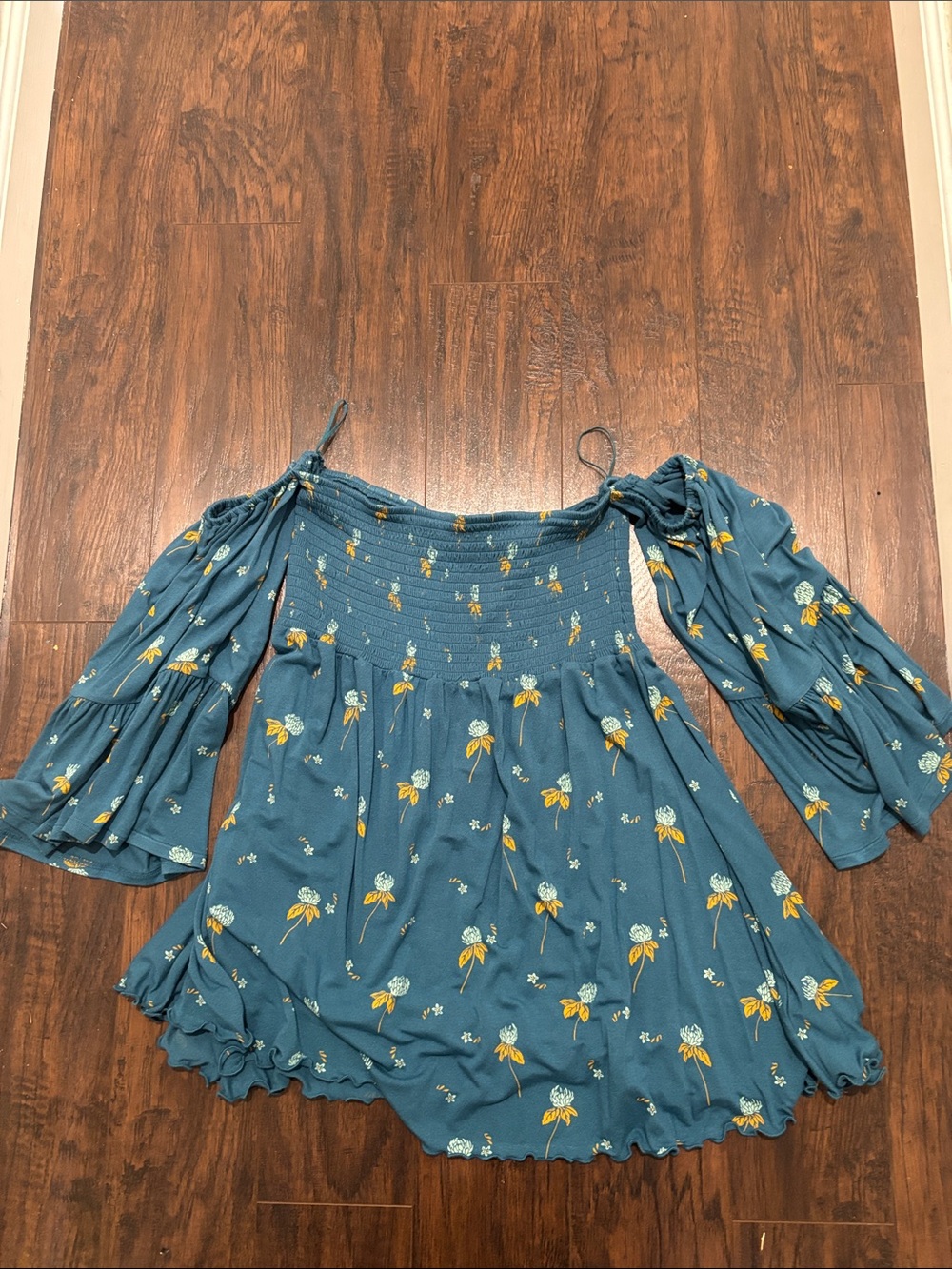 NWT Free People Off Shoulder Ruffle Smocked Blouse Size Medium
